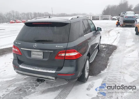 2015 Mercedes-Benz Ml 350 4Matic z USA, uszkodzony, nr VIN 4JGDA5HB0FA474661